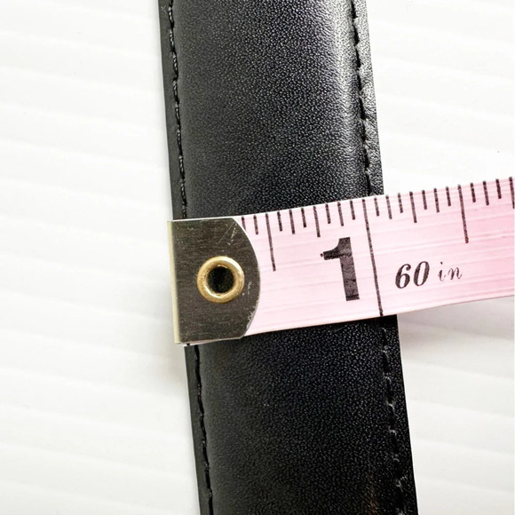 Jos. A. Bank Italian Leather Belt Size 40 Black Gold Buckle Dress Belt Office - Picture 7 of 7